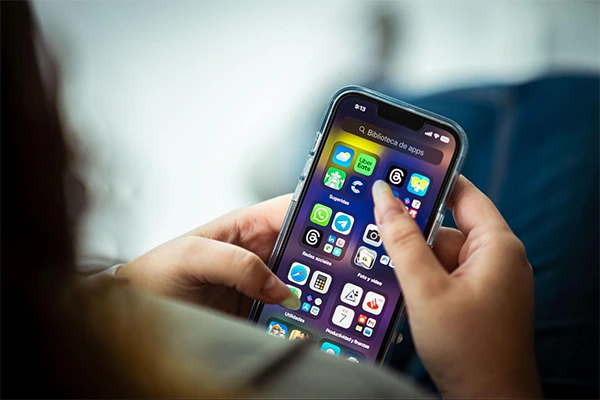 Organizing Apps